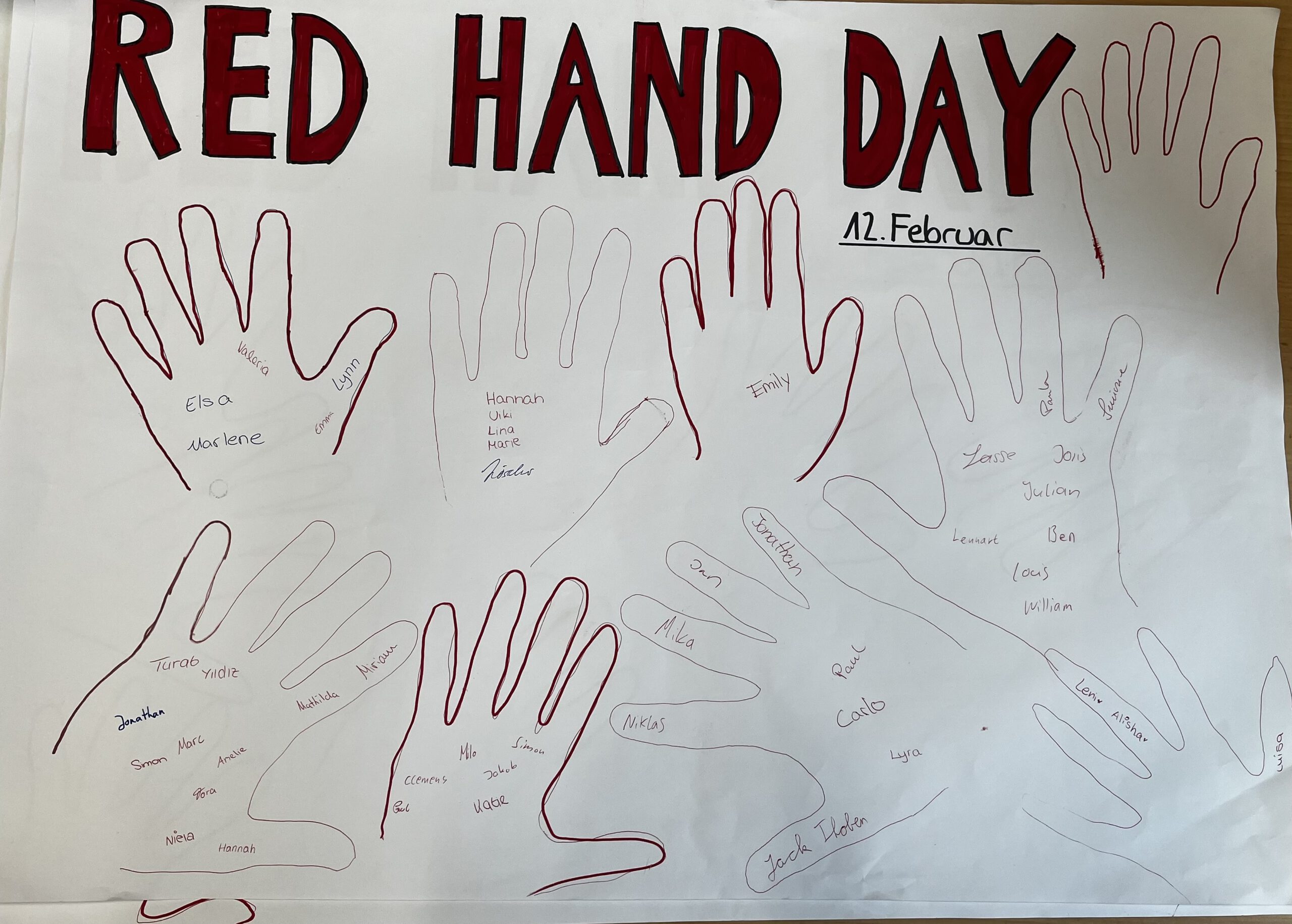 Aktion zum Red-Hand-Day